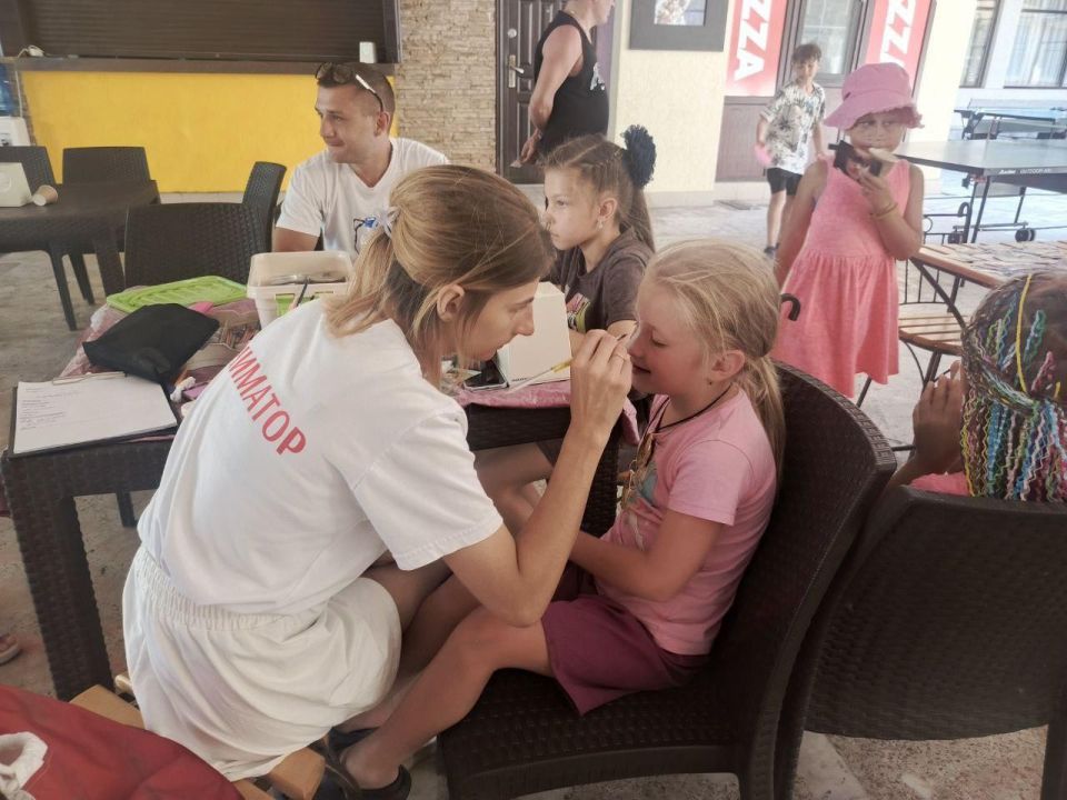 Более 300 сотрудников ММЗ и членов их семей отдохнули этим летом в Крыму по путевкам предприятия Более 300 сотрудников ММЗ и членов их семей отдохнули этим летом в Крыму по путевкам предприятия