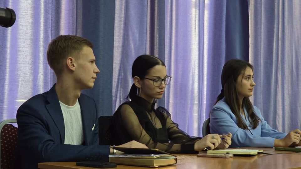 Встреча с будущими юристами Встреча с будущими юристами