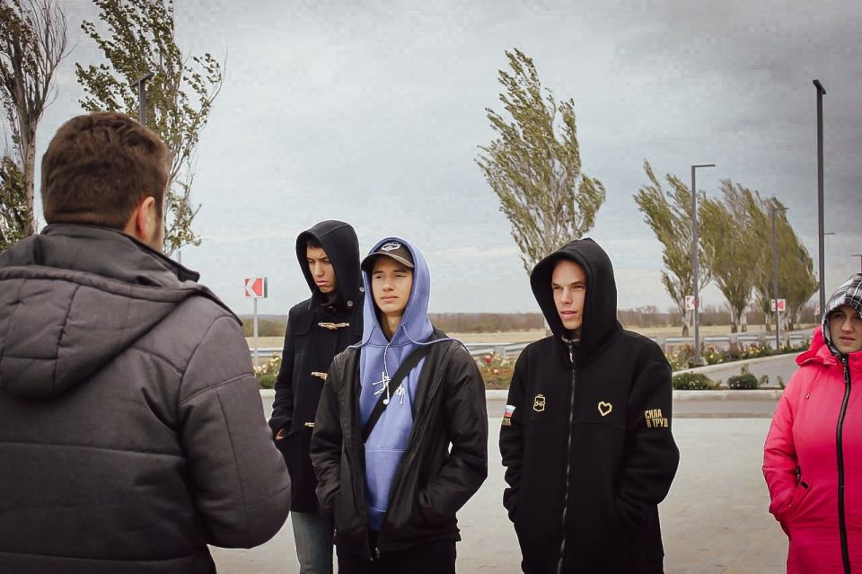 «Там, где память живёт…». Сегодня, 29 сентября, в рамках патриотического мероприятия «Там, где память живёт…», приуроченного ко Дню освобождения Донбасса от немецко-фашистских захватчиков и 80-й годовщине Победы в Великой... «Там, где память живёт…». Сегодня, 29 сентября, в рамках патриотического мероприятия «Там, где память живёт…», приуроченного ко Дню освобождения Донбасса от немецко-фашистских захватчиков и 80-й годовщине Победы в Великой...
