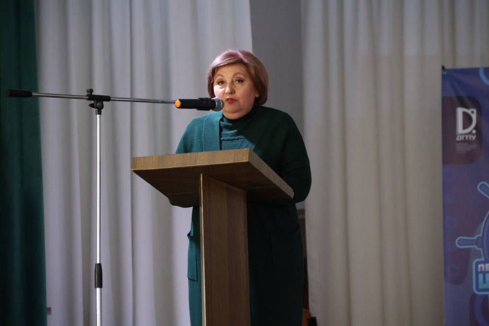 25 сентября в Донецком государственном педагогическом университете имени В. Шаталова состоялось юбилейное закрытие трудового сезона студенческого педагогического отряда «Штурманы детства» 25 сентября в Донецком государственном педагогическом университете имени В. Шаталова состоялось юбилейное закрытие трудового сезона студенческого педагогического отряда «Штурманы детства»