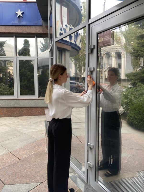 В ГУП ДНР «ТУРИЗМ. ДОНБАСС» прошел Всероссийский экологический субботник «Зеленая Россия»! В ГУП ДНР «ТУРИЗМ. ДОНБАСС» прошел Всероссийский экологический субботник «Зеленая Россия»!