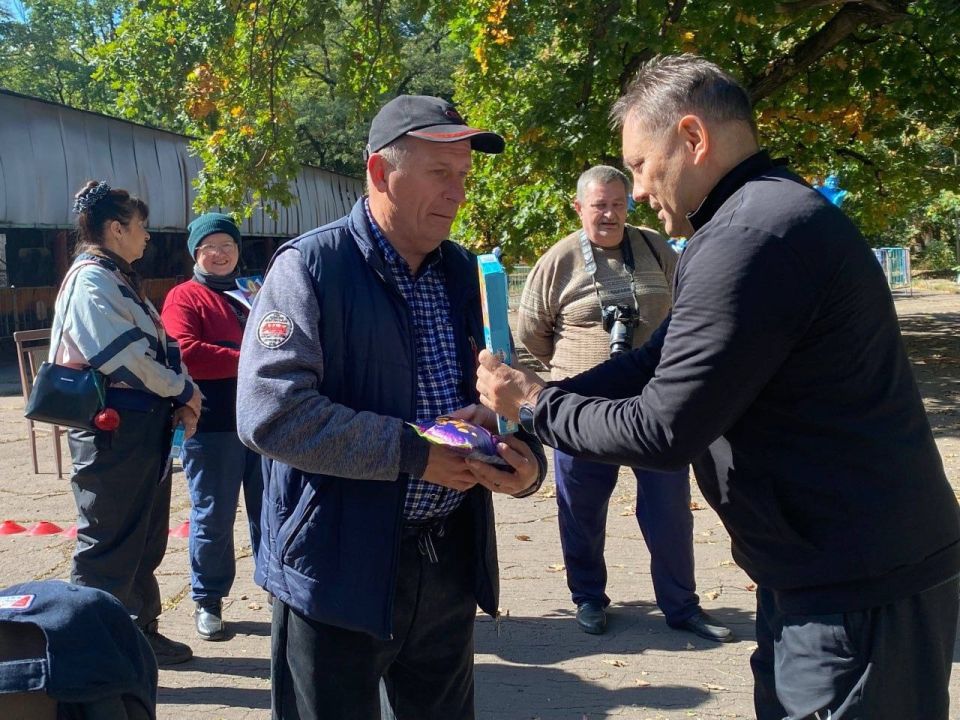 Сила духа и единство. В городском округе Енакиево в рамках партийного проекта «Единая страна - доступная среда» партии Единая Россия прошли спортивные соревнования для людей с ограниченными возможностями здоровья 27 сентября... Сила духа и единство. В городском округе Енакиево в рамках партийного проекта «Единая страна - доступная среда» партии Единая Россия прошли спортивные соревнования для людей с ограниченными возможностями здоровья 27 сентября...