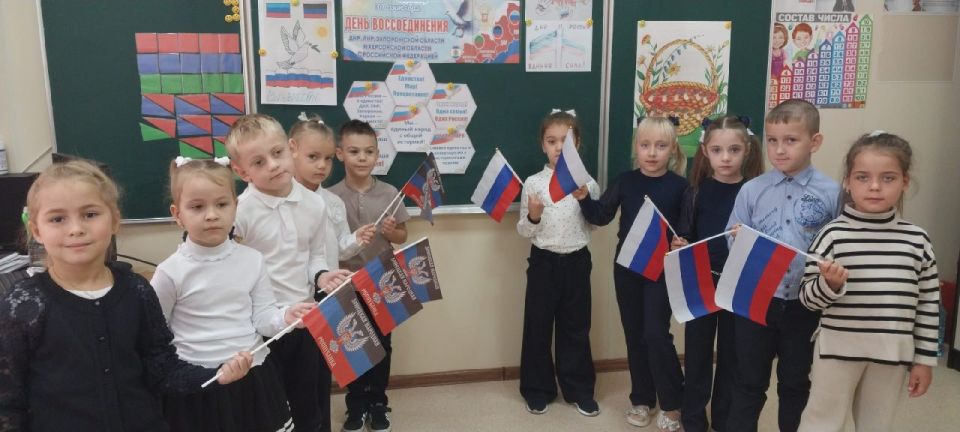 Николай Михайлов: В школах Старобешевского округа прошли классные часы «Долгий путь домой» Николай Михайлов: В школах Старобешевского округа прошли классные часы «Долгий путь домой»