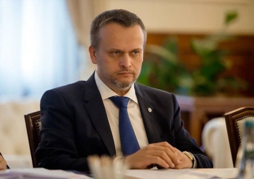 Денис Пушилин: Разрабатываем пятилетний план развития Мариупольского морского порта Денис Пушилин: Разрабатываем пятилетний план развития Мариупольского морского порта