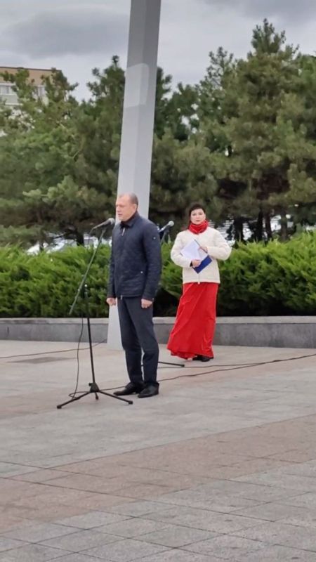 Сегодня - День воссоединения ДНР, ЛНР, Запорожской и Херсонской областей с Россией Сегодня - День воссоединения ДНР, ЛНР, Запорожской и Херсонской областей с Россией