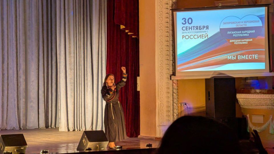 Николай Михайлов: По партийному проекту Единой России «Культура малой Родины» во Дворце культуры им. Ленина города Комсомольское совместно с заместителем Председателя Правительства Республики Бурятия — Глава Полномочного... Николай Михайлов: По партийному проекту Единой России «Культура малой Родины» во Дворце культуры им. Ленина города Комсомольское совместно с заместителем Председателя Правительства Республики Бурятия — Глава Полномочного...