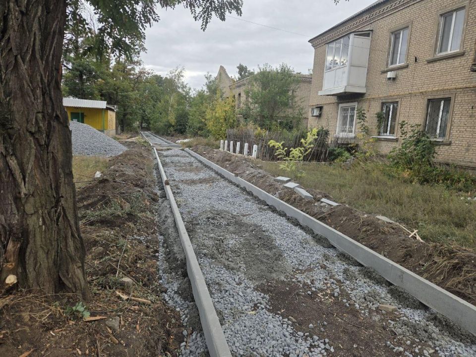 Денис Зубов: Подрядчики Нижегородской области отремонтируют тротуары для жителей Иловайска Денис Зубов: Подрядчики Нижегородской области отремонтируют тротуары для жителей Иловайска
