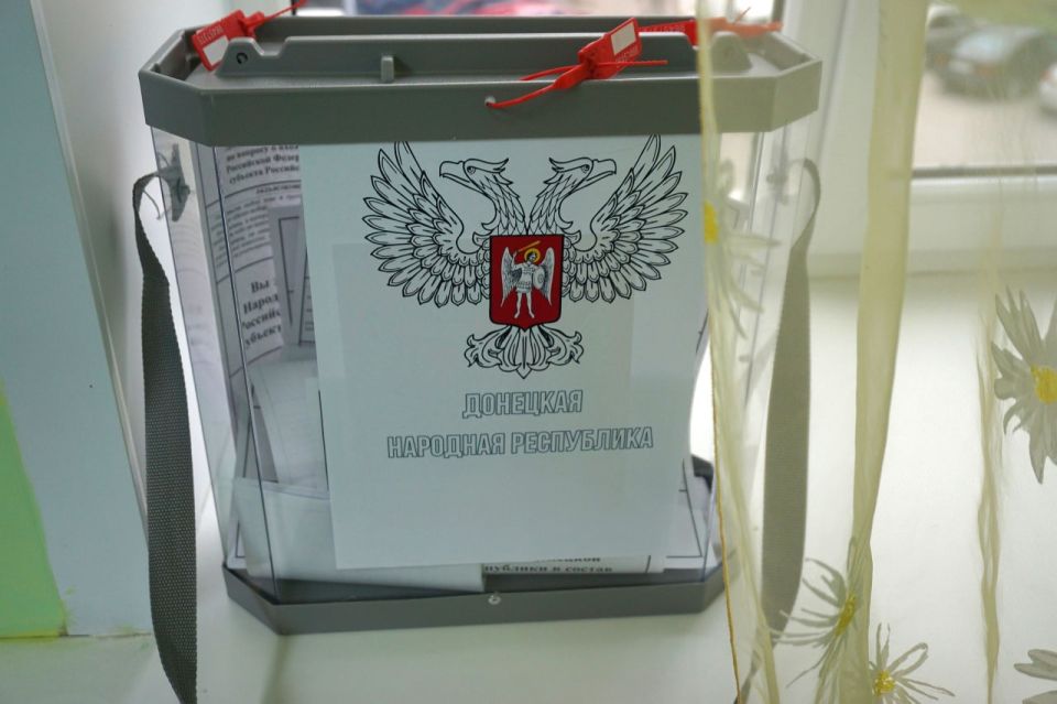 От Владивостока до Калининграда: «Донбасс» в составе большой страны От Владивостока до Калининграда: «Донбасс» в составе большой страны