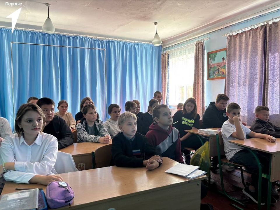 Нет терроризму!. Первые Зеленовской Школы побывали на интерактивной лекции о противодействии экстремизму и терроризму Нет терроризму!. Первые Зеленовской Школы побывали на интерактивной лекции о противодействии экстремизму и терроризму