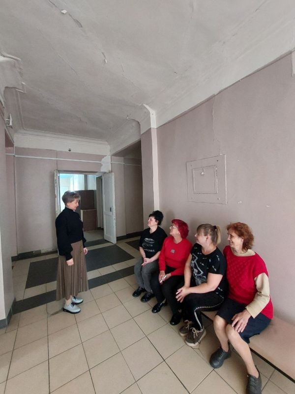 29 сентября 2025 года, в соответствии с поручением Главы Донецкой Народной Республики Дениса Владимировича Пушилина, депутатами Ясиноватского муниципального совета Донецкой Народной Республики, представляющими фракцию... 29 сентября 2025 года, в соответствии с поручением Главы Донецкой Народной Республики Дениса Владимировича Пушилина, депутатами Ясиноватского муниципального совета Донецкой Народной Республики, представляющими фракцию...