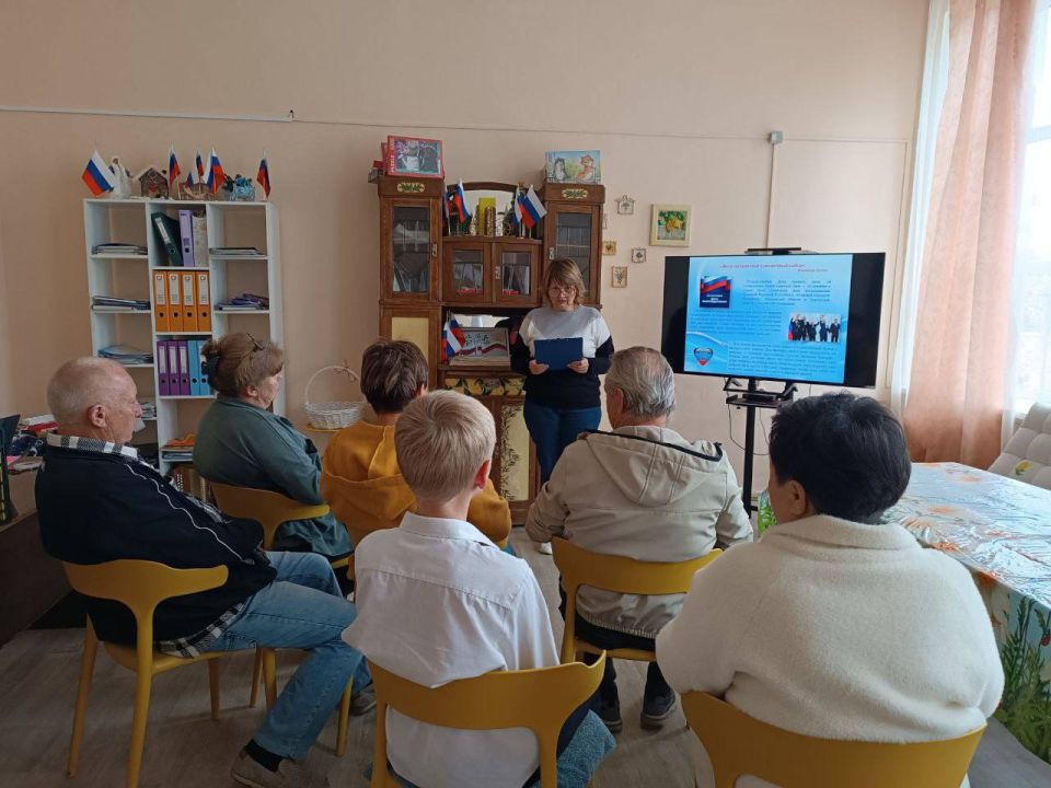 Учреждения культуры Волновахского МО поздравляют с Днем воссоединения Донбасса и Новороссии с Россией Учреждения культуры Волновахского МО поздравляют с Днем воссоединения Донбасса и Новороссии с Россией