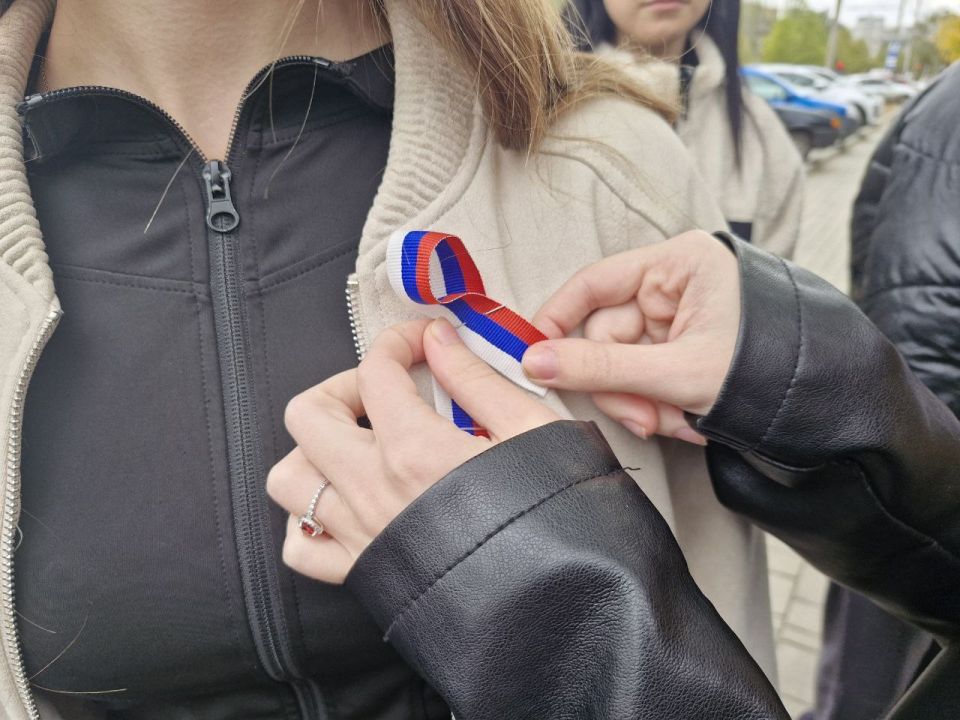 30 сентября, в День воссоединения Донецкой Народной Республики, Луганской Народной Республики, Запорожской области и Херсонской области с Российской Федерацией, в ГБПОУ "Донецкий медицинский колледж" прошел яркий и... 30 сентября, в День воссоединения Донецкой Народной Республики, Луганской Народной Республики, Запорожской области и Херсонской области с Российской Федерацией, в ГБПОУ "Донецкий медицинский колледж" прошел яркий и...