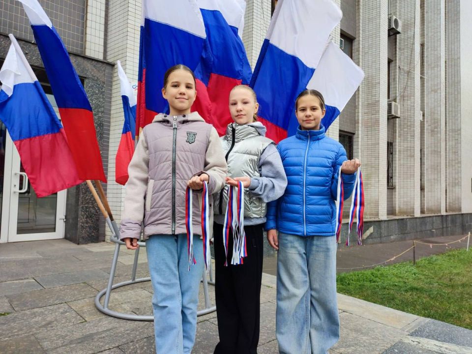 Елена Рязанцева: Акция «Я – гражданин Российской Федерации» в Пролетарском районе Елена Рязанцева: Акция «Я – гражданин Российской Федерации» в Пролетарском районе