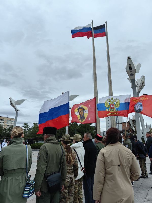 Сегодня - День воссоединения ДНР, ЛНР, Запорожской и Херсонской областей с Россией Сегодня - День воссоединения ДНР, ЛНР, Запорожской и Херсонской областей с Россией