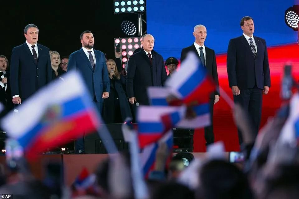 Наталья Никонорова: Сегодня День нашего воссоединения с Россией! Наталья Никонорова: Сегодня День нашего воссоединения с Россией!