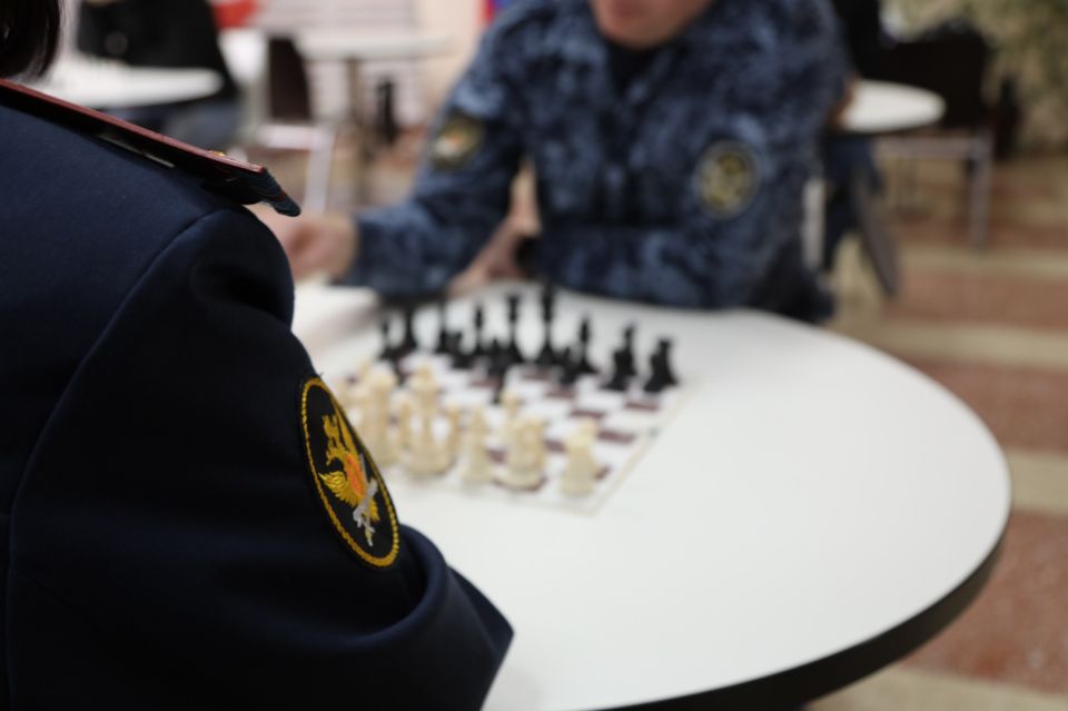 Сотрудники ГУФСИН России по ДНР и юные шахматисты приняли участие в шахматном турнире Сотрудники ГУФСИН России по ДНР и юные шахматисты приняли участие в шахматном турнире
