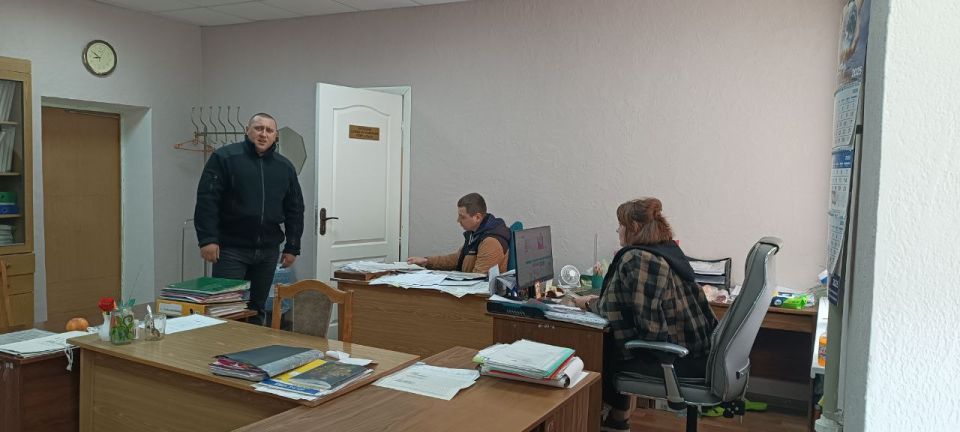 Встретился с трудовым коллективом Волновахской спортивной школы Встретился с трудовым коллективом Волновахской спортивной школы