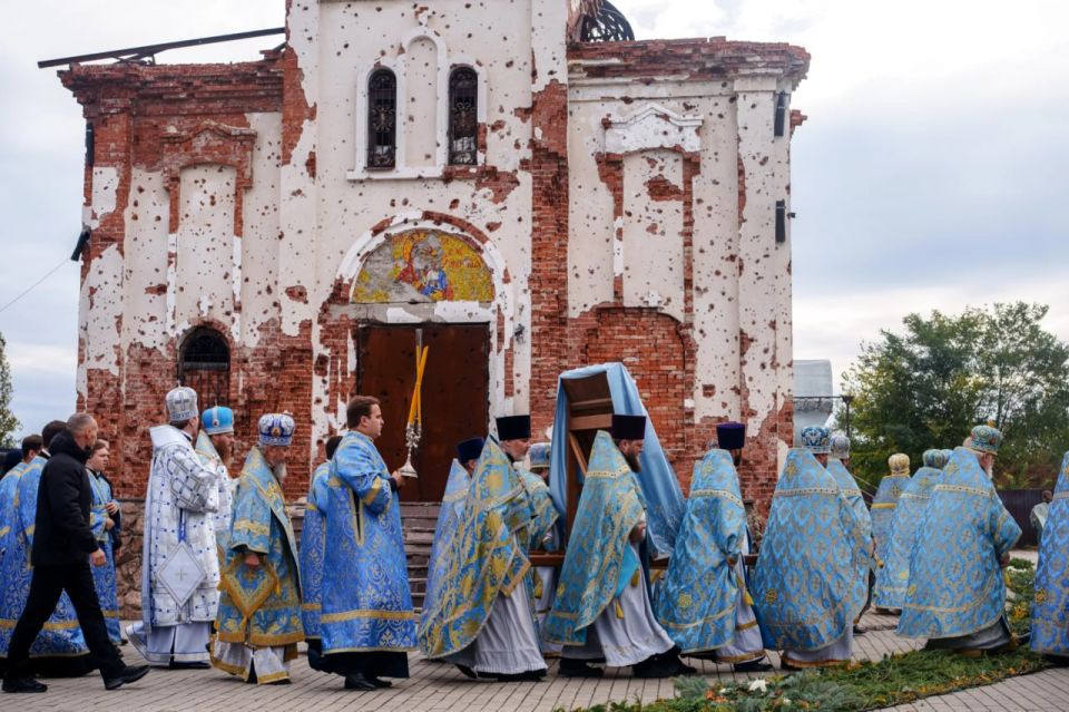 Донецкая икона "Вратарница" вернулась в Свято-Иверский монастырь Донецкая икона "Вратарница" вернулась в Свято-Иверский монастырь