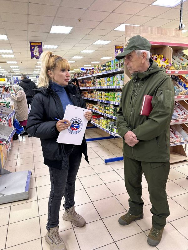 Елена Рязанцева: В Пролетарском внутригородском районе города Донецка прошел плановый рейд Народного контроля совместно с депутатом Народного совета Донецкой Народной Республики Александром Мальковым по соблюдению правил... Елена Рязанцева: В Пролетарском внутригородском районе города Донецка прошел плановый рейд Народного контроля совместно с депутатом Народного совета Донецкой Народной Республики Александром Мальковым по соблюдению правил...