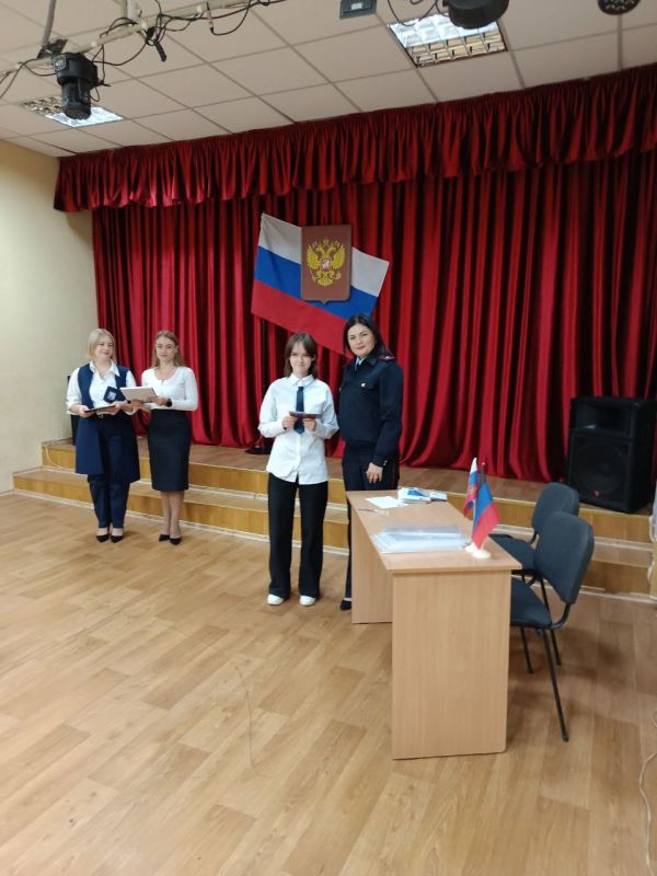 Игорь Мартынов: Торжественное вручение паспорта гражданина РФ Игорь Мартынов: Торжественное вручение паспорта гражданина РФ