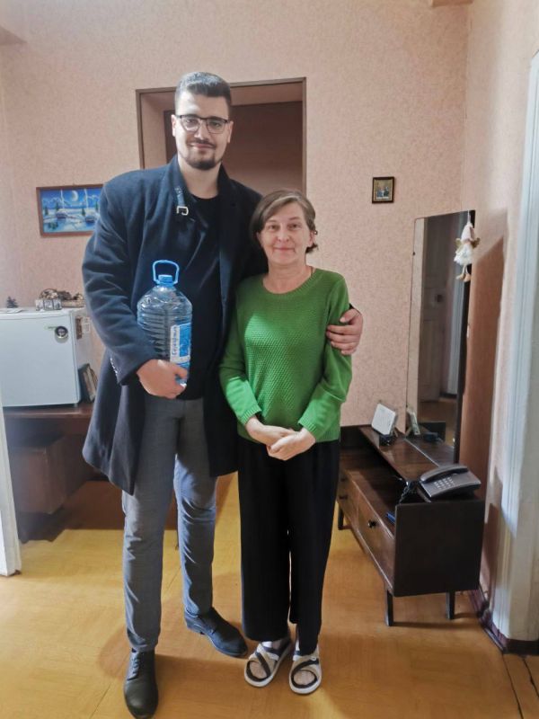 В Горловке реализуется проект «Молодёжь не оставит в беде!» В Горловке реализуется проект «Молодёжь не оставит в беде!»