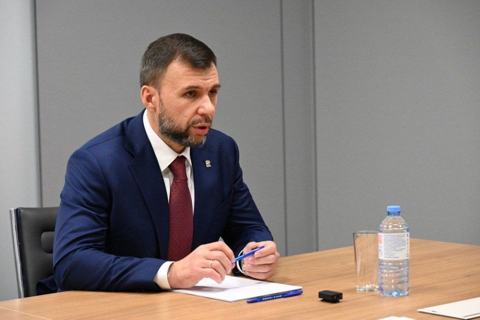 Денис Пушилин: Поставил задачи новому заместителю Председателя Правительства ДНР Кириллу Макарову Денис Пушилин: Поставил задачи новому заместителю Председателя Правительства ДНР Кириллу Макарову