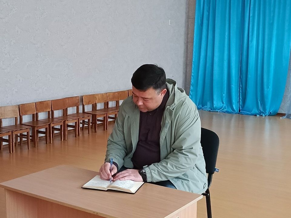 Иван Приходько: В Центрально-Городском районе Горловки прошли встречи с жителями Иван Приходько: В Центрально-Городском районе Горловки прошли встречи с жителями