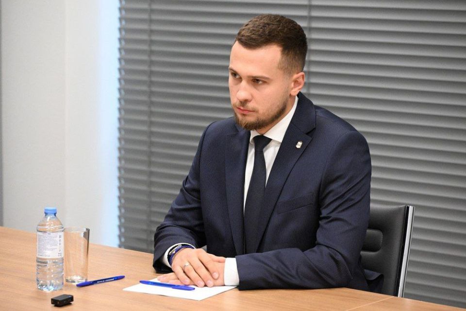 Денис Пушилин: Поставил задачи новому заместителю Председателя Правительства ДНР Кириллу Макарову Денис Пушилин: Поставил задачи новому заместителю Председателя Правительства ДНР Кириллу Макарову