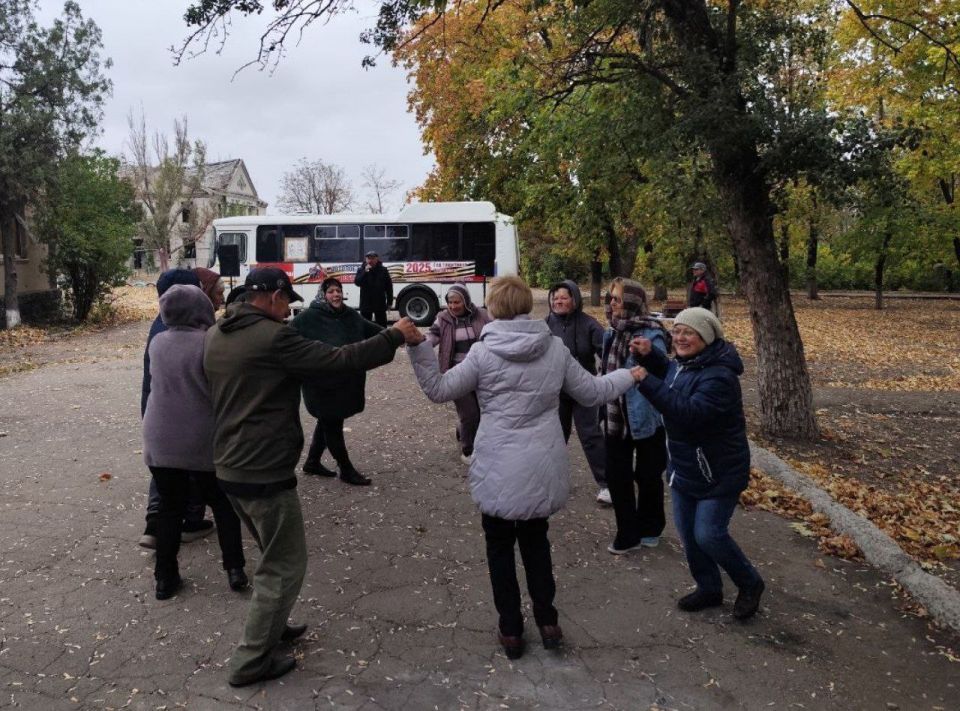Нам года не беда, коль душа молода Нам года не беда, коль душа молода