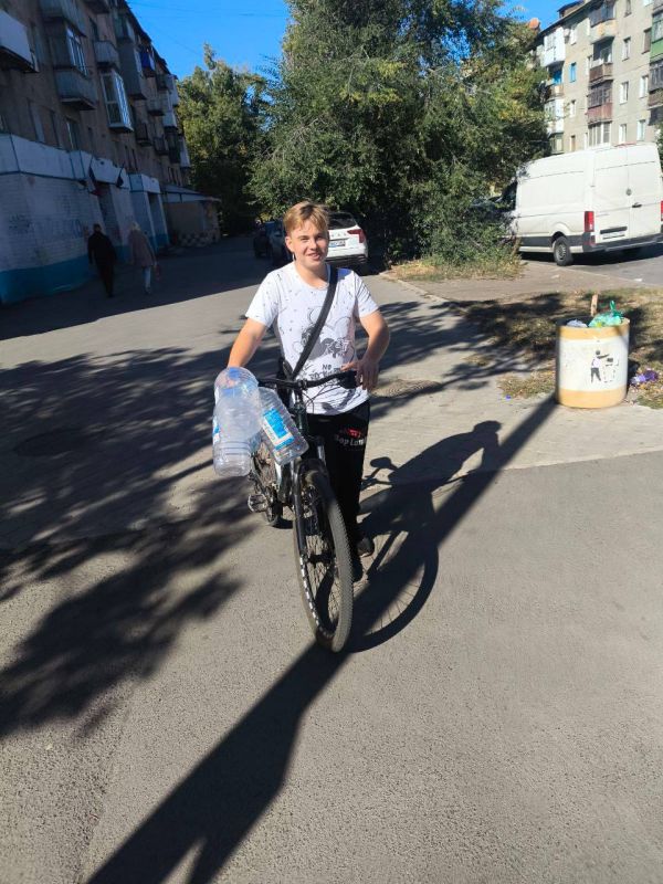 В Горловке реализуется проект «Молодёжь не оставит в беде!» В Горловке реализуется проект «Молодёжь не оставит в беде!»