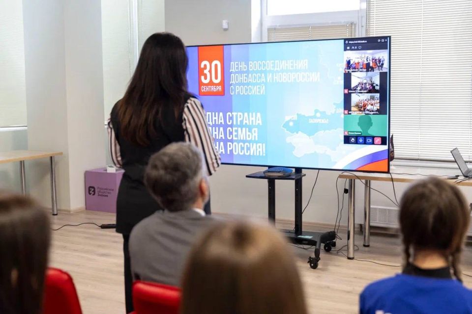 Анна Кондрыкинская: Одна страна! Одна семья! Одна Россия! Анна Кондрыкинская: Одна страна! Одна семья! Одна Россия!