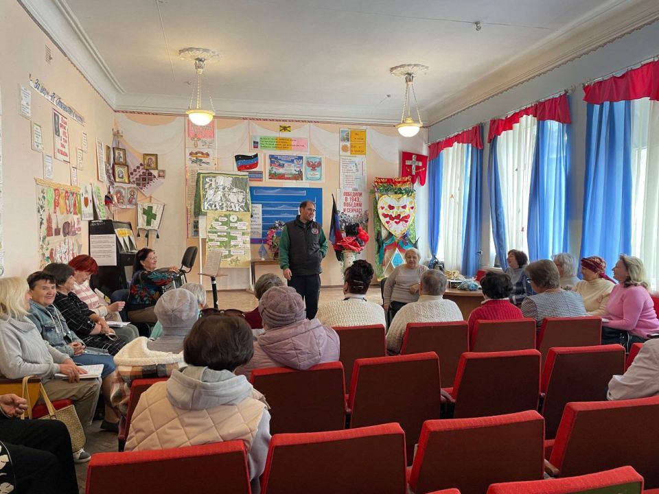 В рамках партийного проекта «Старшее поколение» прошло торжественное мероприятие, посвящённое Международному дню пожилых людей! В рамках партийного проекта «Старшее поколение» прошло торжественное мероприятие, посвящённое Международному дню пожилых людей!
