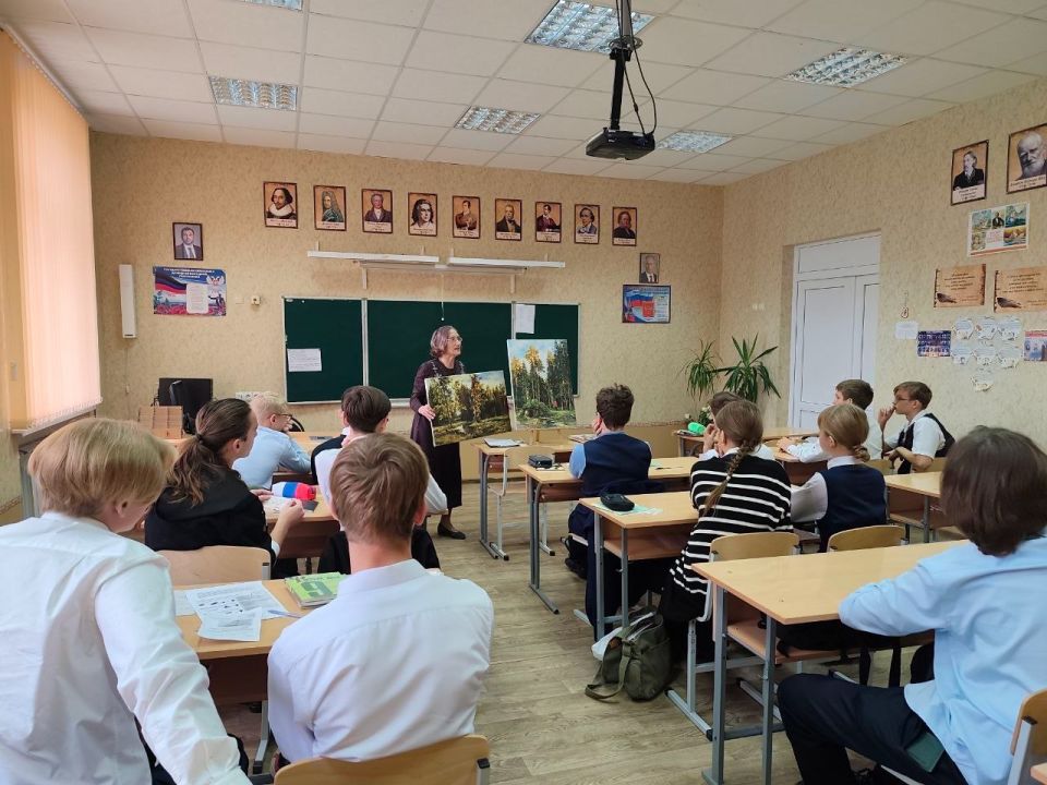 Михаил Желтяков: В 3-ю годовщину Воссоединения Донецкой Народной Республики с Российской Федерацией, 30 сентября, во всех городских и муниципальных округах прошли праздничные мероприятия, объединённые одной великой темой –... Михаил Желтяков: В 3-ю годовщину Воссоединения Донецкой Народной Республики с Российской Федерацией, 30 сентября, во всех городских и муниципальных округах прошли праздничные мероприятия, объединённые одной великой темой –...