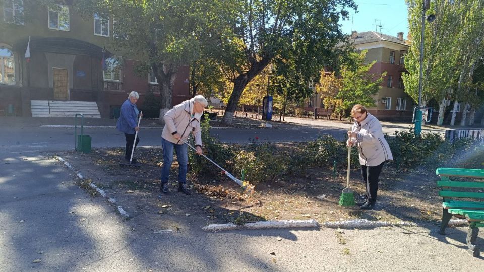 Николай Михайлов: В Старобешевском округе прошла акция "Чистый четверг" Николай Михайлов: В Старобешевском округе прошла акция "Чистый четверг"