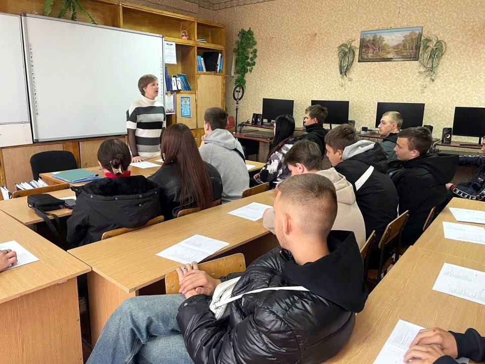 Карьерные мастерские для молодёжи: составляем резюме Карьерные мастерские для молодёжи: составляем резюме