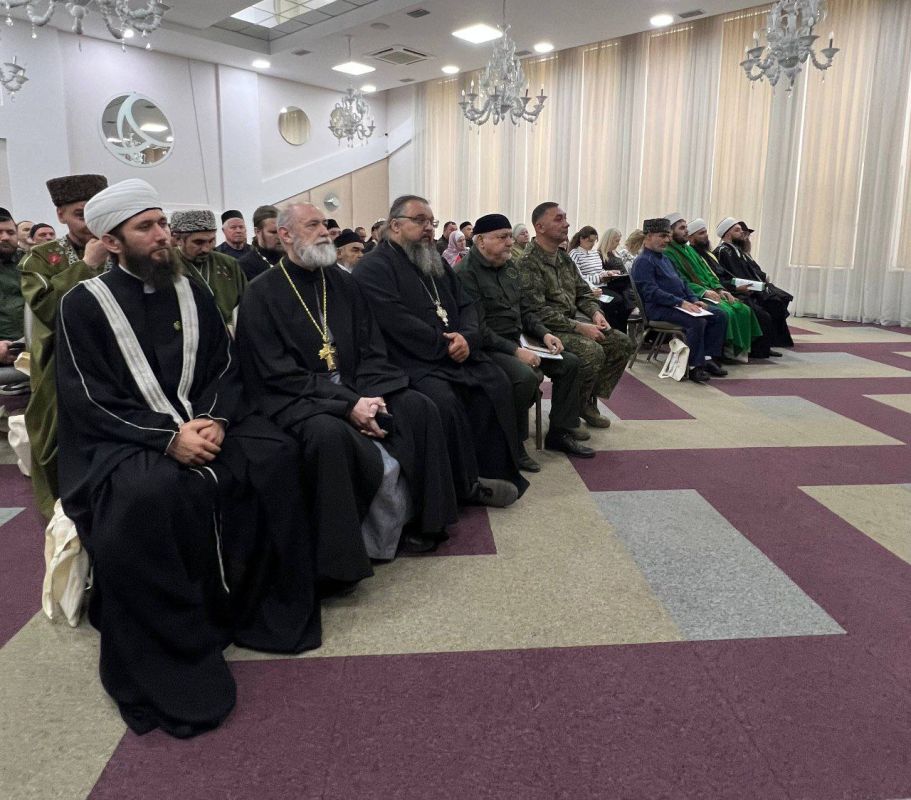 Горловчанка приняла участие в важной конференции по вопросам психологической поддержки гражданского населения и участников СВО Горловчанка приняла участие в важной конференции по вопросам психологической поддержки гражданского населения и участников СВО