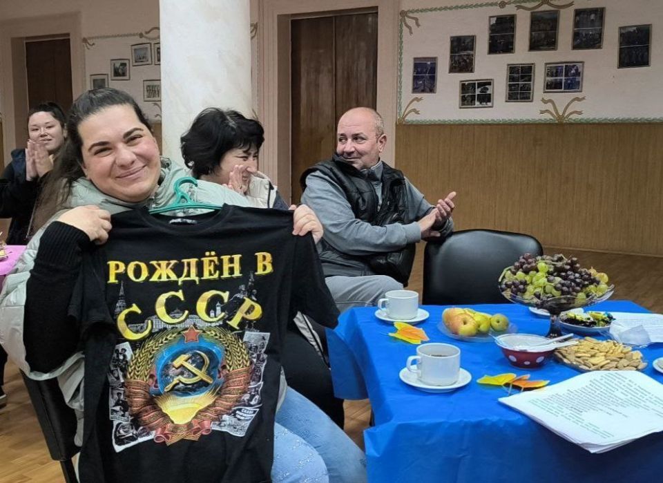 1 октября во Дворце культуры им. Т.Г. Шевченко г. Донецка состоялась душевная литературно-музыкальная гостиная «Мелодия жизни»! 1 октября во Дворце культуры им. Т.Г. Шевченко г. Донецка состоялась душевная литературно-музыкальная гостиная «Мелодия жизни»!