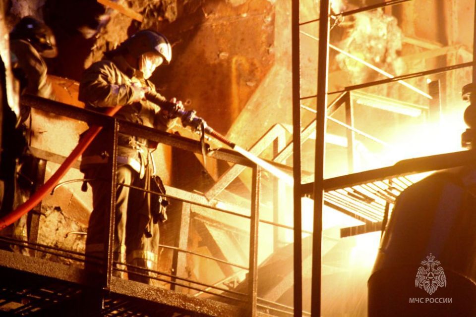 #МЧСДНР_СВОД за сутки. Ликвидировано 35 пожаров, из них 10 – ландшафтные