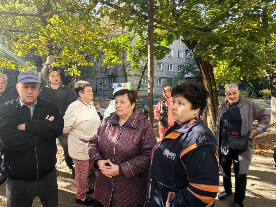 Александр Пеняев: Провел сход с жителями дома № 3 на 55 квартале Александр Пеняев: Провел сход с жителями дома № 3 на 55 квартале
