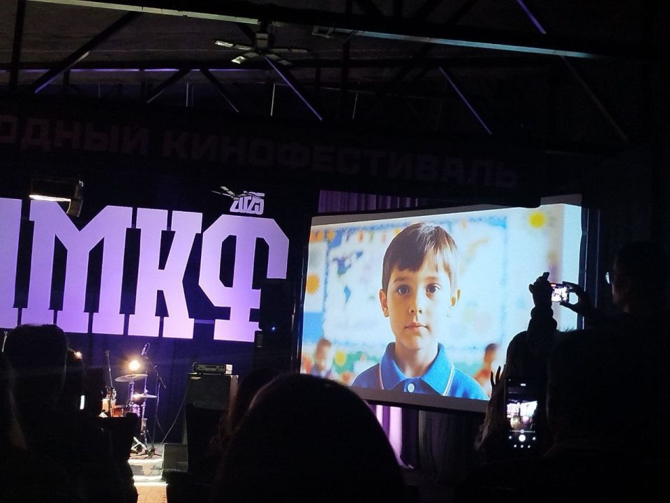 Первый Донецкий Международный кинофестиваль: Киноискусство на Донбассе Первый Донецкий Международный кинофестиваль: Киноискусство на Донбассе