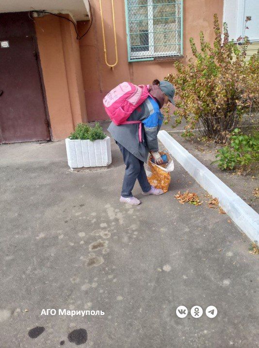 В трех районах Мариуполя коммунальщики провели комплексные работы по благоустройству придомовых территорий В трех районах Мариуполя коммунальщики провели комплексные работы по благоустройству придомовых территорий