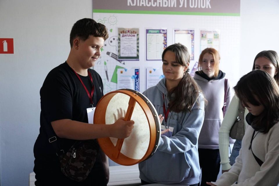Участники смены «С чего начинается Родина?» из ДНР побывали в Гурьевске (Кузбасс) Участники смены «С чего начинается Родина?» из ДНР побывали в Гурьевске (Кузбасс)
