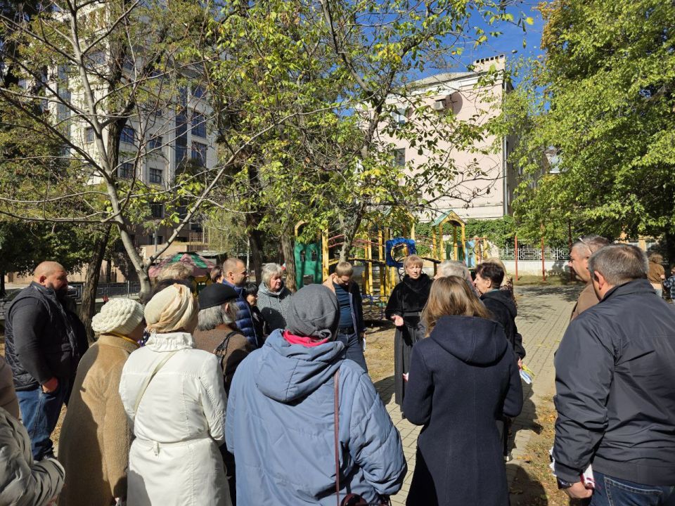 Татьяна Копылова: По поручению Главы ДНР Дениса Пушилина в Ворошиловском внутригордском районе продолжаются встречи с населением Татьяна Копылова: По поручению Главы ДНР Дениса Пушилина в Ворошиловском внутригордском районе продолжаются встречи с населением
