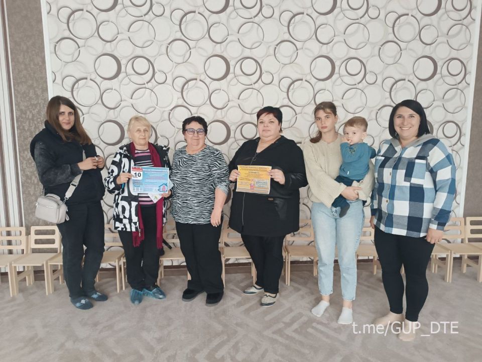 СХОДЫ С ГРАЖДАНАМИ ДОНЕЦКА И МАКЕЕВКИ СХОДЫ С ГРАЖДАНАМИ ДОНЕЦКА И МАКЕЕВКИ