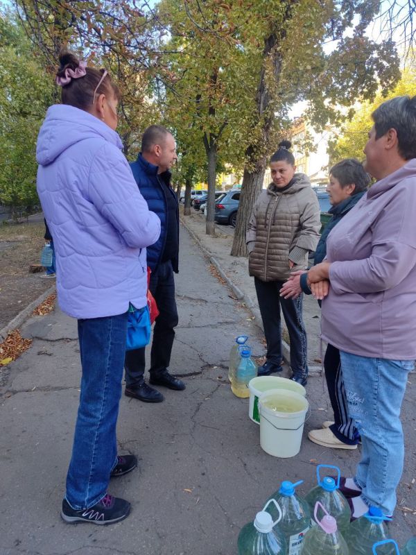 По поручению Главы ДНР Дениса Пушилина в Ворошиловском внутригордском районе продолжаются встречи с населением По поручению Главы ДНР Дениса Пушилина в Ворошиловском внутригордском районе продолжаются встречи с населением
