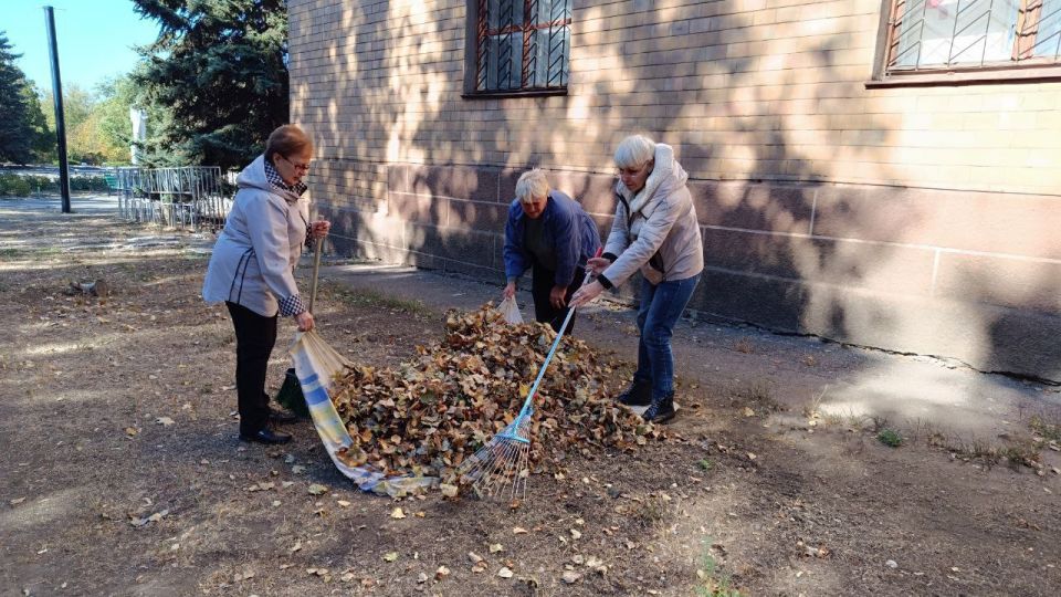 Николай Михайлов: В Старобешевском округе прошла акция "Чистый четверг" Николай Михайлов: В Старобешевском округе прошла акция "Чистый четверг"