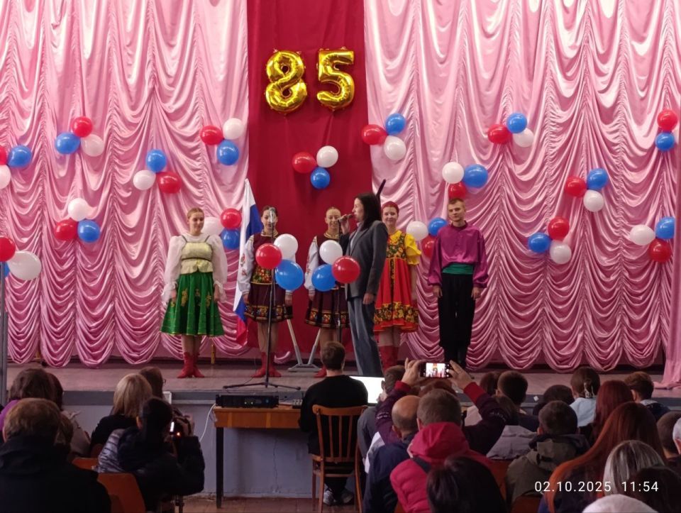 В Старобешевском округе прошло мероприятие, посвященное Дню системы профессионально-технического образования В Старобешевском округе прошло мероприятие, посвященное Дню системы профессионально-технического образования