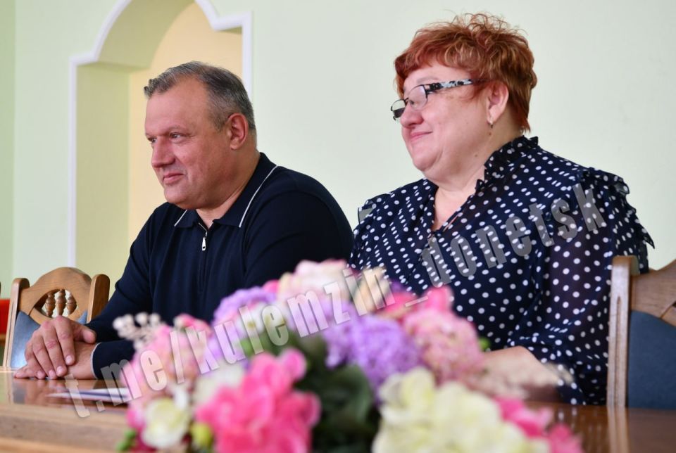 Алексей Кулемзин: Недаром говорят, что за молодёжью – наше будущее, и Асия Табет и Михаил Сахно из многопрофильного лицея № 1 тому подтверждение Алексей Кулемзин: Недаром говорят, что за молодёжью – наше будущее, и Асия Табет и Михаил Сахно из многопрофильного лицея № 1 тому подтверждение