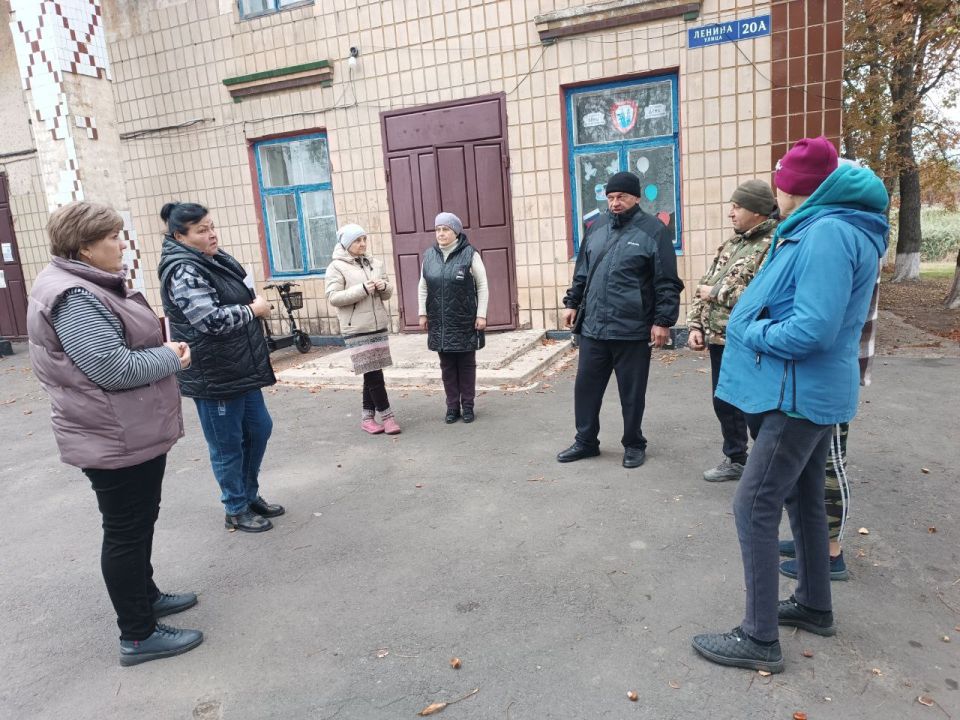 Сегодня и. о начальника Коньковского территориального отдела Администрации Тельмановского округа провела встречу с жителями села Свободное Сегодня и. о начальника Коньковского территориального отдела Администрации Тельмановского округа провела встречу с жителями села Свободное