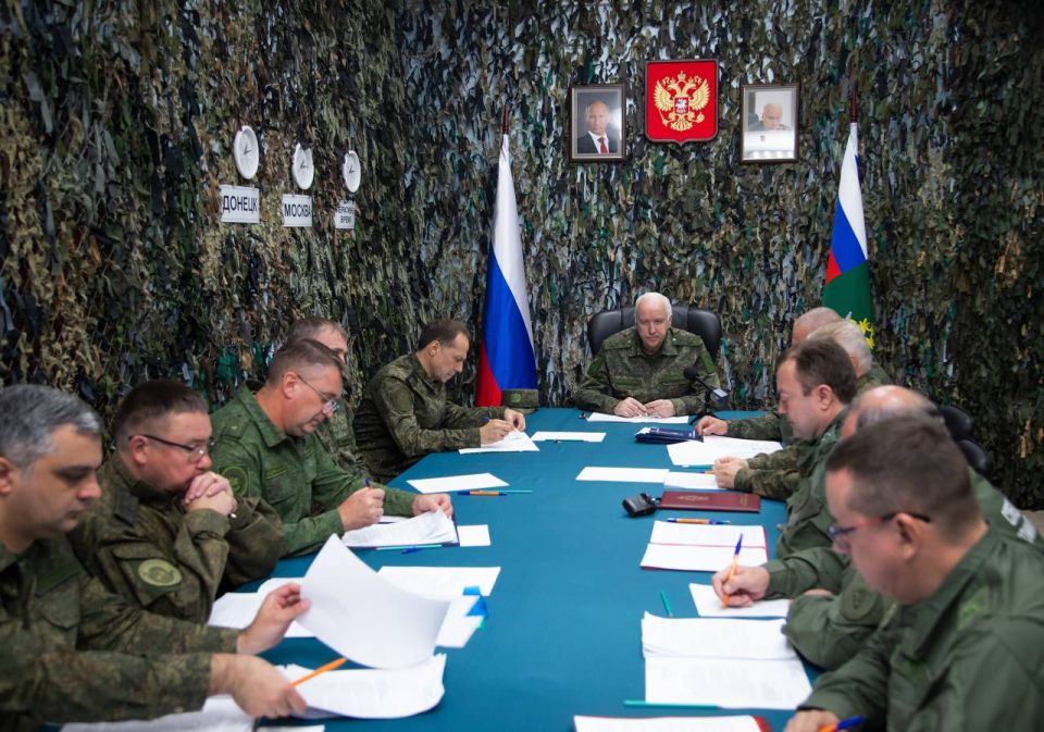 Председатель СК России провел оперативное совещание в Донецке Председатель СК России провел оперативное совещание в Донецке